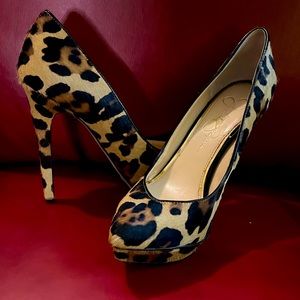Jessica Simpson Cheetah pumps
